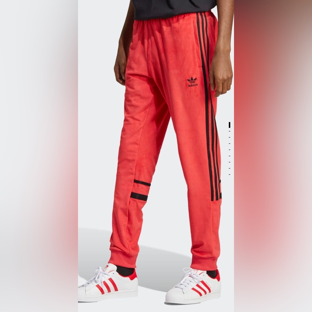NWT ADIDAS ORIGINALS ADICOLOR CLASSICS PLUSH TRACK PANTS SWEATPANTS SMALL